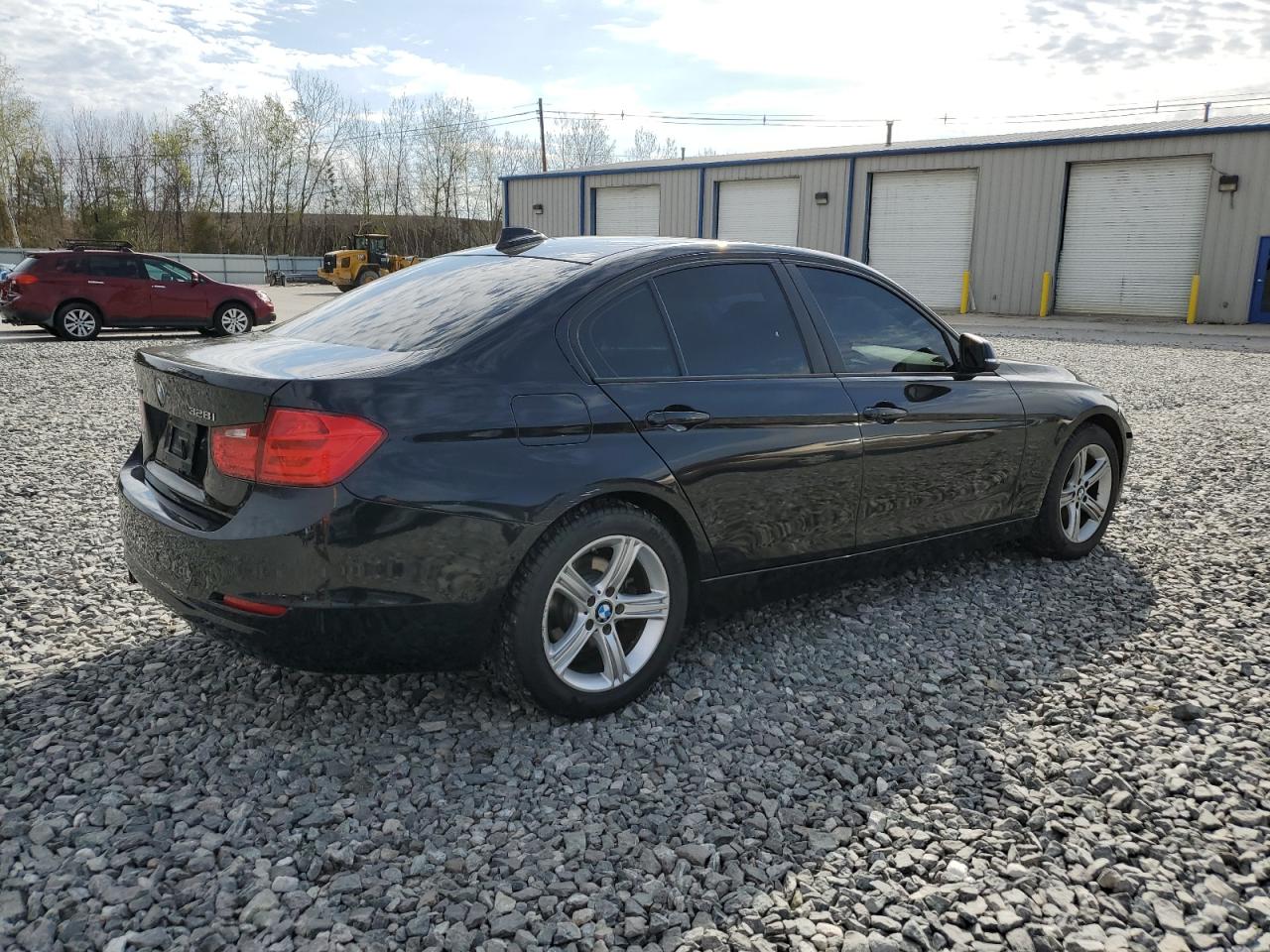 BMW 328 XI 2015