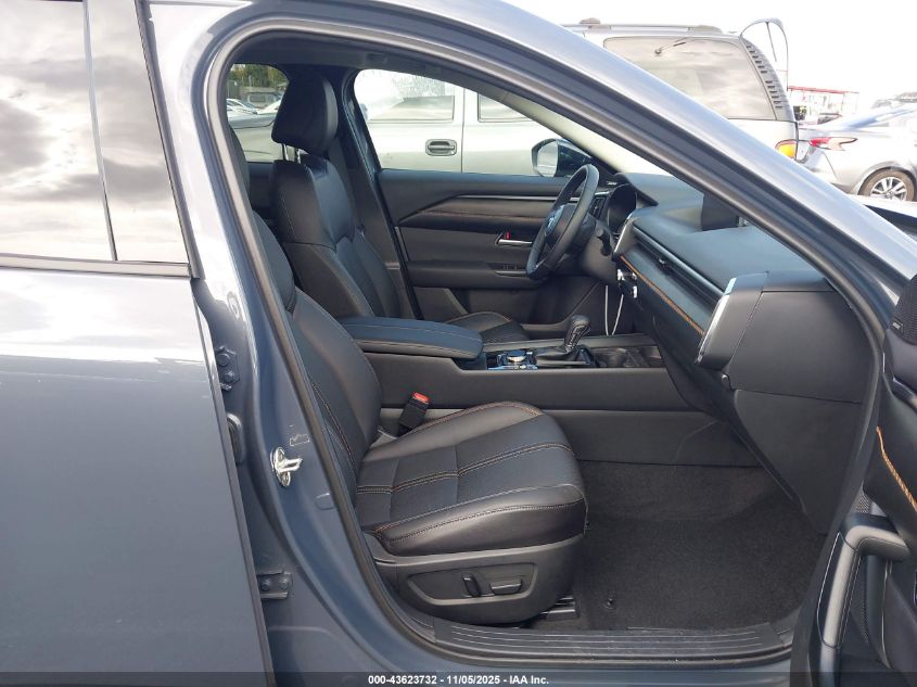 MAZDA CX-50 2025