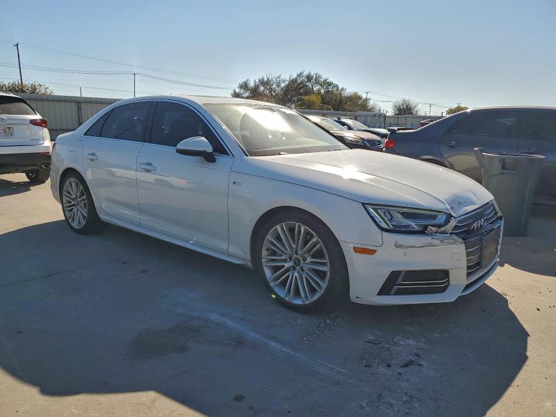 AUDI A4 2017