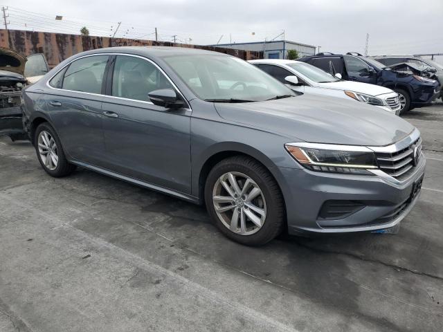 VOLKSWAGEN PASSAT 2020