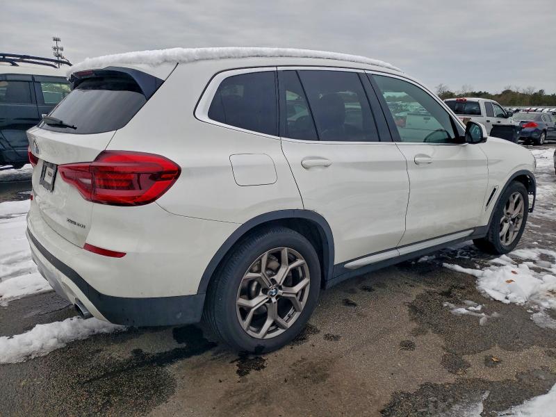 BMW X3 2021