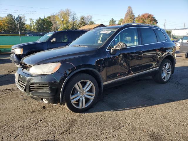 VOLKSWAGEN Touareg 2014