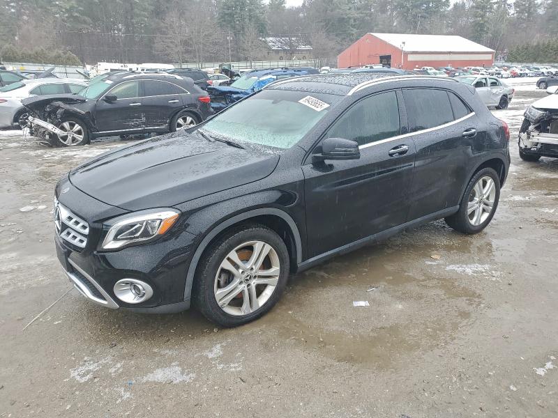 MERCEDES-BENZ GLA 250 2019