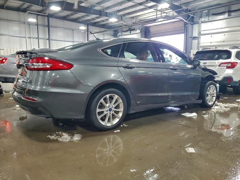 FORD Fusion 2019