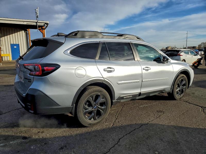 SUBARU Outback 2021