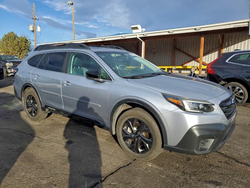 SUBARU Outback 2021
