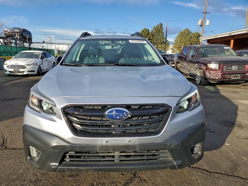 SUBARU Outback 2021