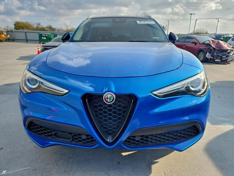 ALFA ROMEO Stelvio 2021