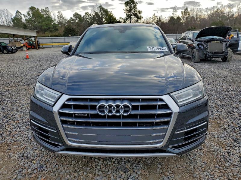 AUDI Q5 2019