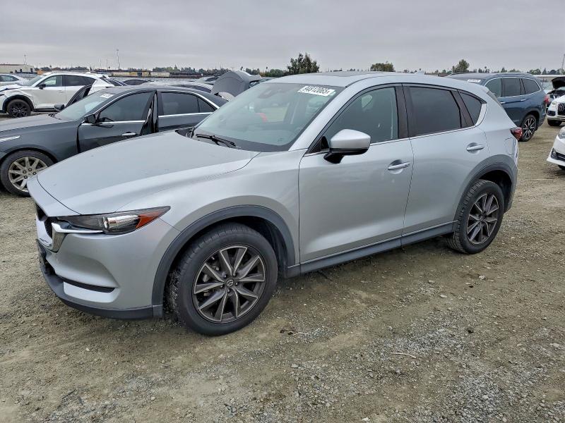 MAZDA CX-5 Touring 2018