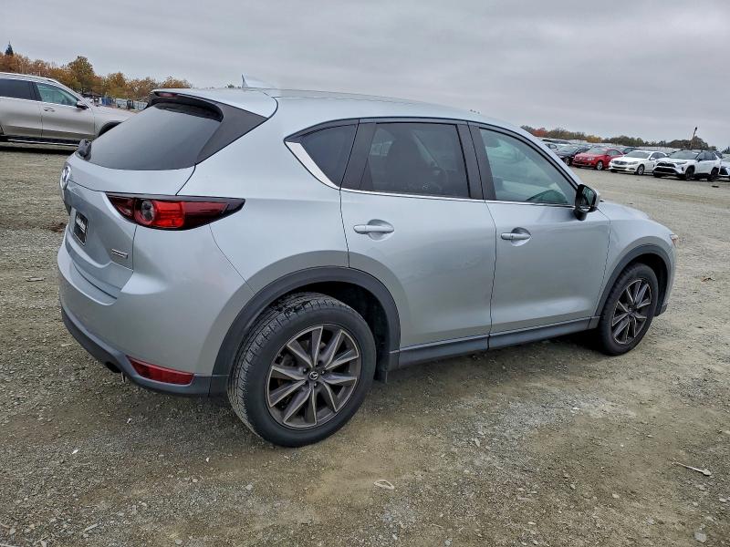 MAZDA CX-5 Touring 2018