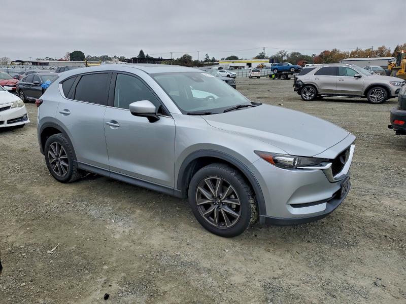 MAZDA CX-5 Touring 2018