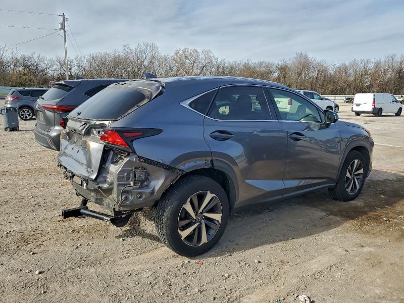 LEXUS NX 300 Base 2018