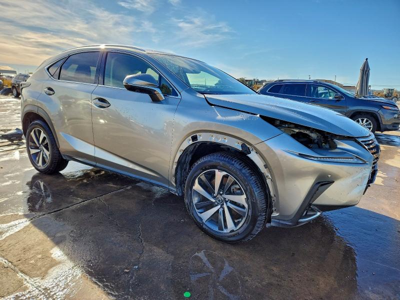 LEXUS NX 300 2020