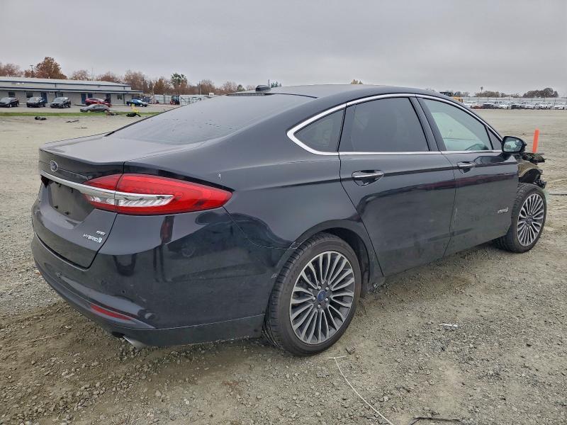 FORD Fusion SE Hybrid 2017