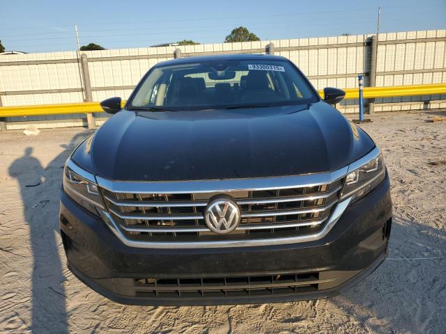 VOLKSWAGEN Passat SE 2021