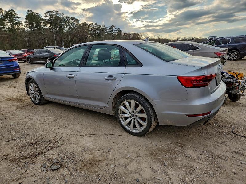 AUDI A4 Premium 2017