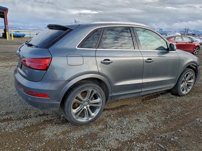 AUDI Q3 Premium Plus 2016