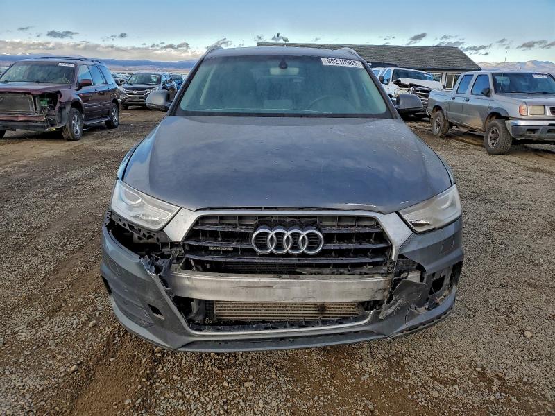 AUDI Q3 Premium Plus 2016