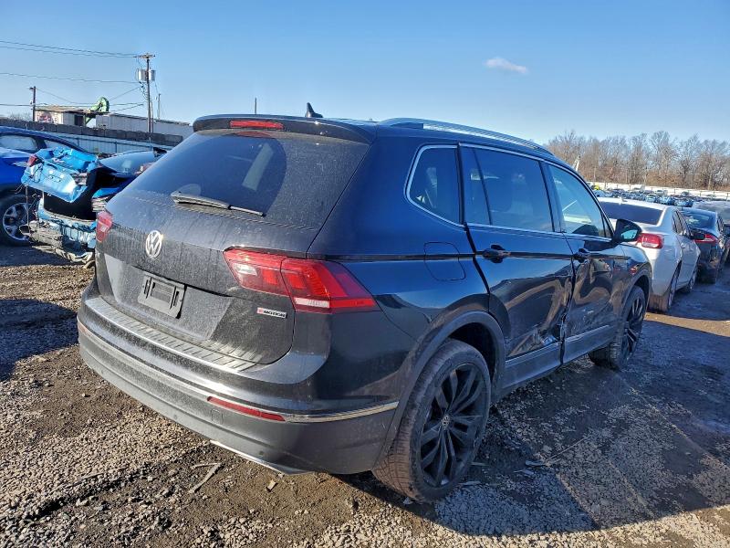 VOLKSWAGEN Tiguan SE 2021