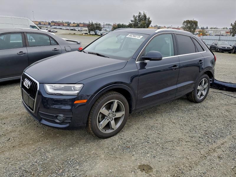 AUDI Q3 Premium Plus 2015