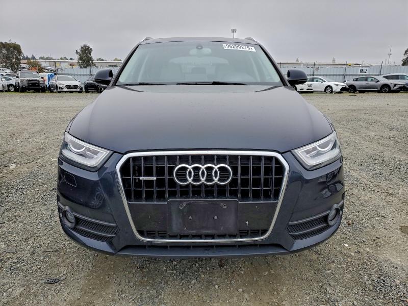 AUDI Q3 Premium Plus 2015