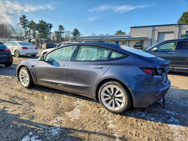 TESLA Model 3 2022