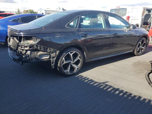 VOLKSWAGEN Passat R-Line 2020