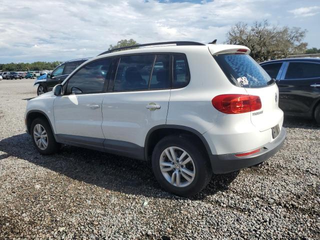 VOLKSWAGEN Tiguan S 2015