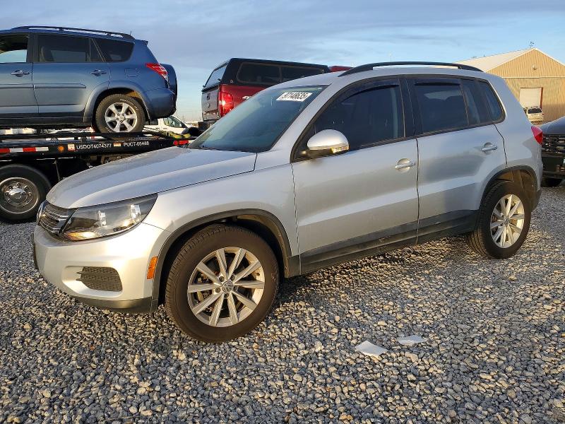 VOLKSWAGEN Tiguan S 2017