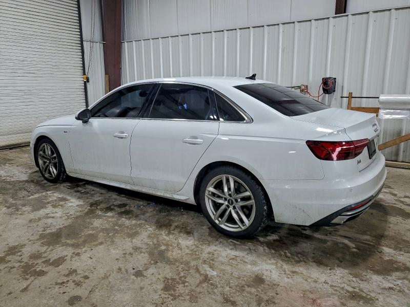 AUDI A4 2022