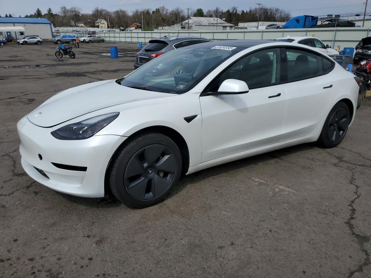 TESLA MODEL 3 2023