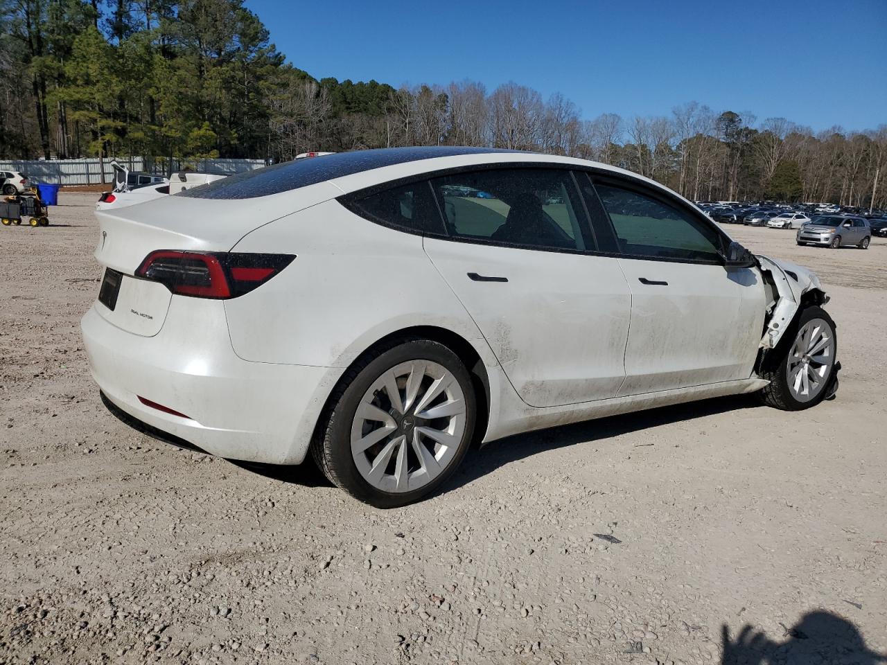 TESLA MODEL 3 2023