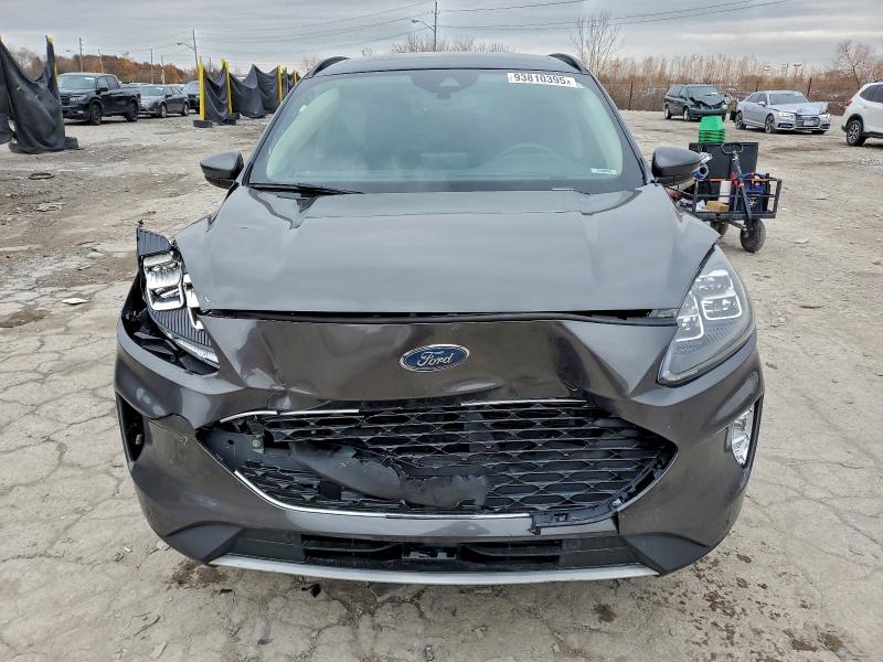 FORD Escape Titanium 2020