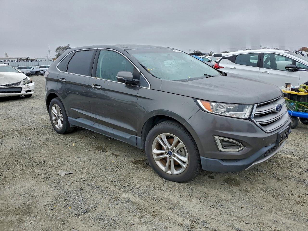 FORD EDGE TITANIUM 2016