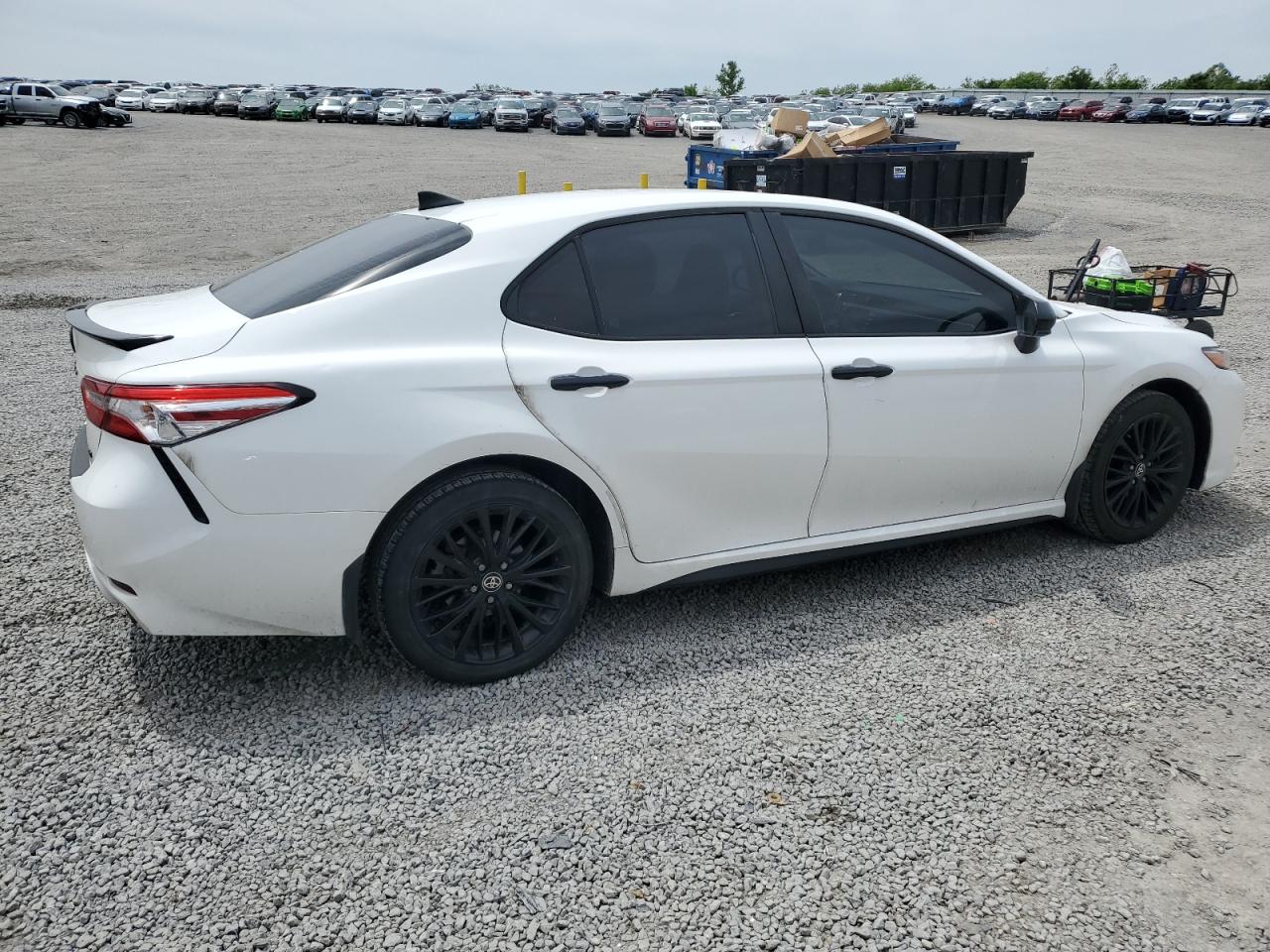 TOYOTA CAMRY SE 2020