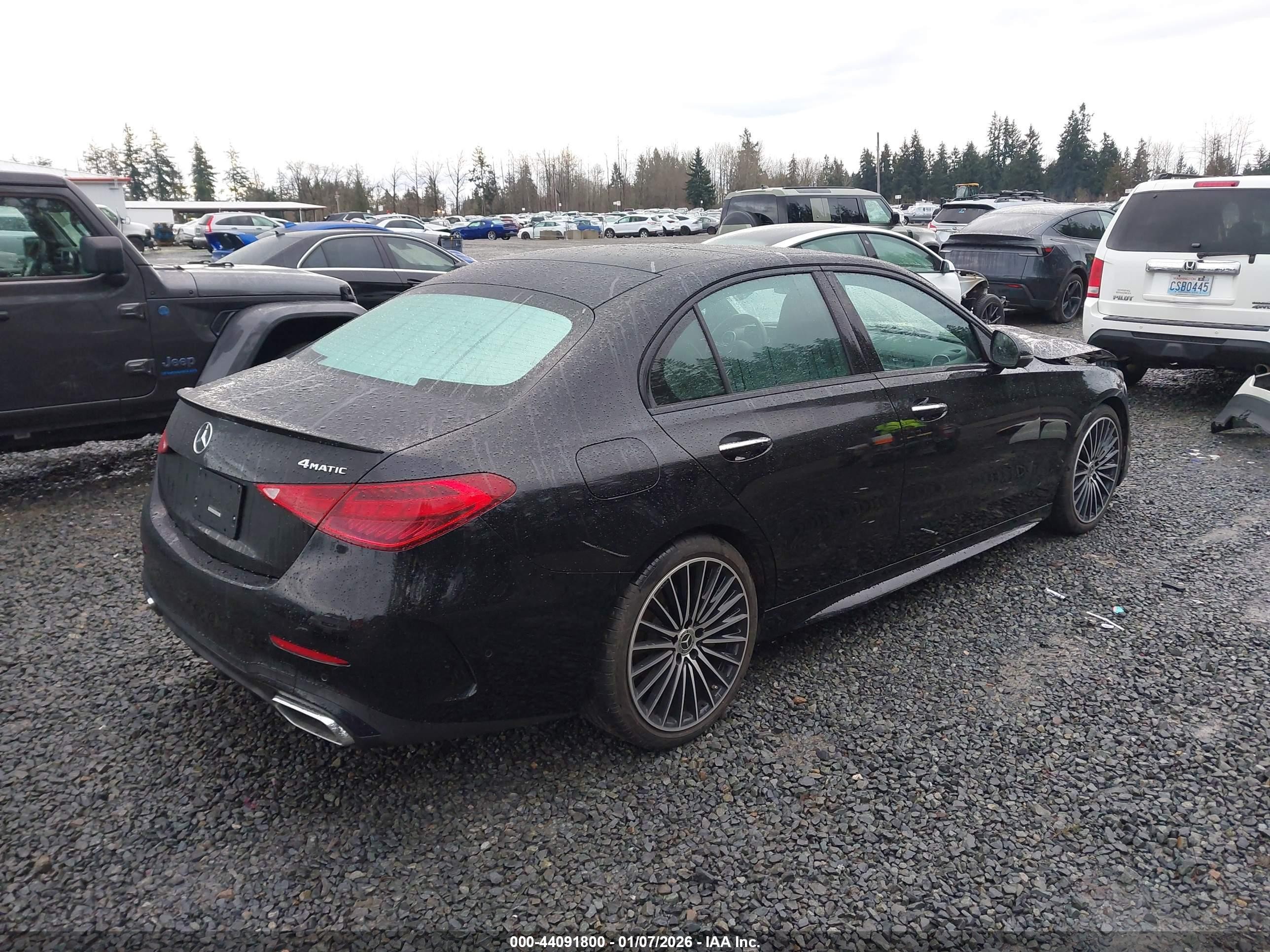 MERCEDES-BENZ C 300 2024