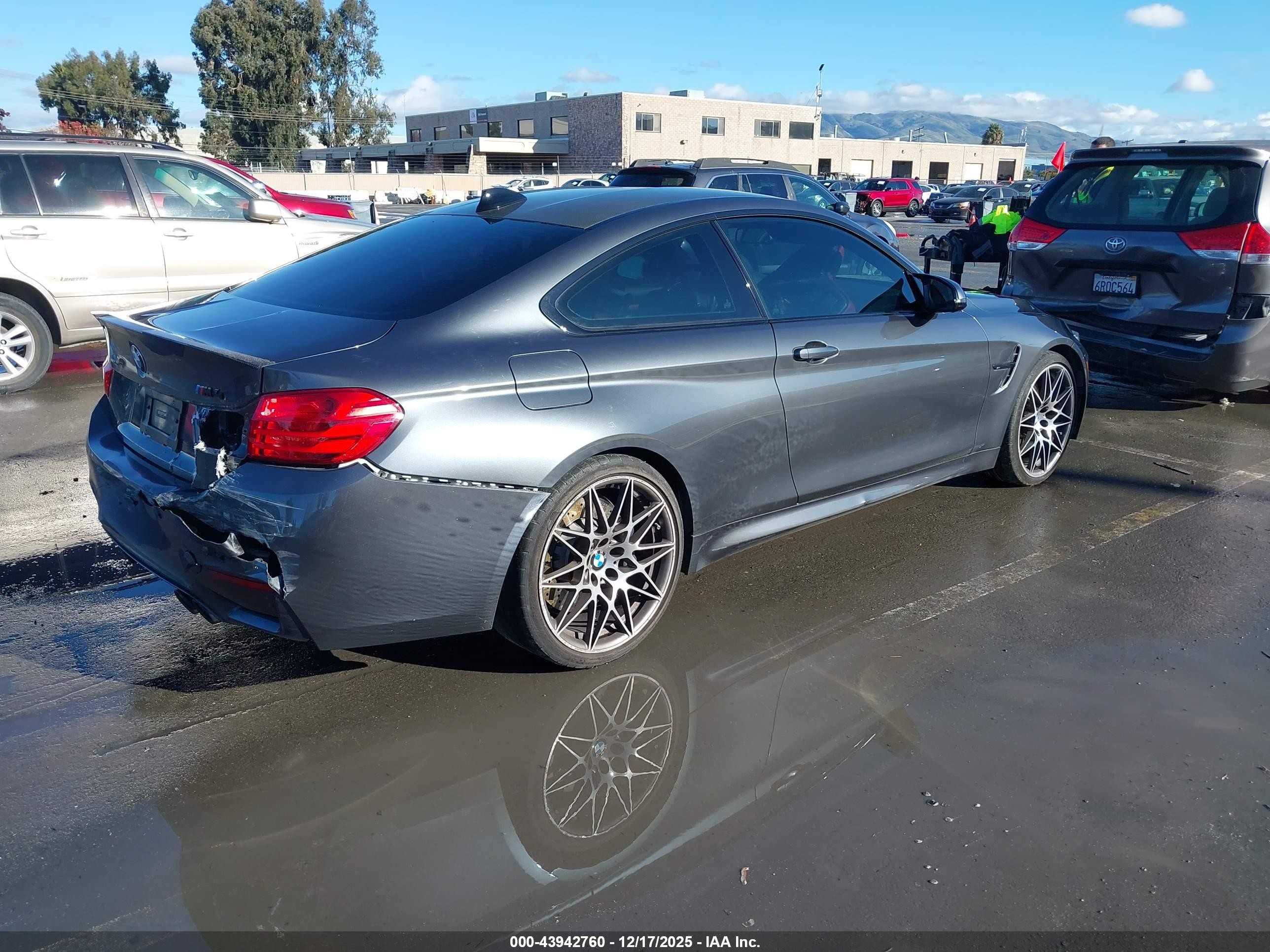 BMW M4 2016