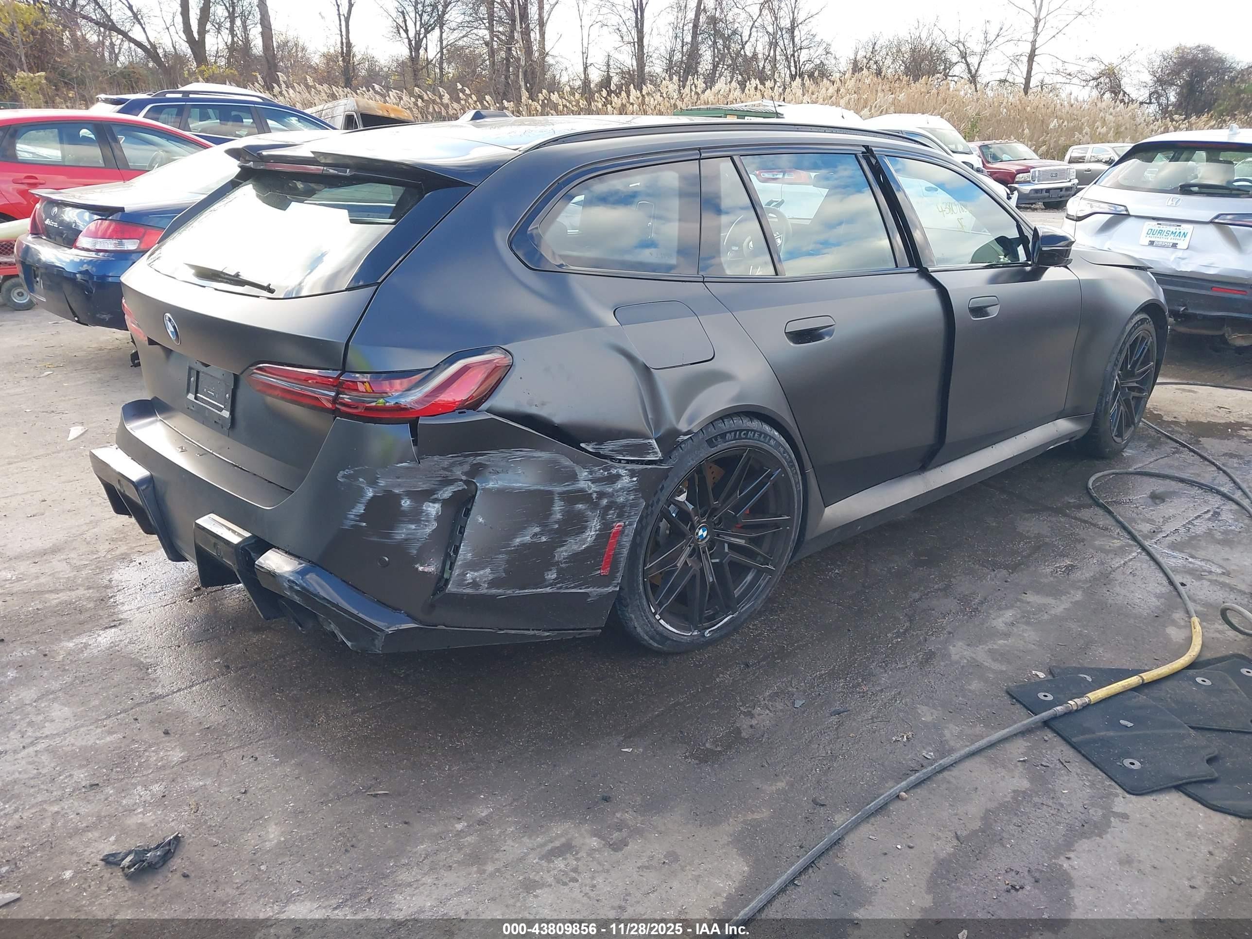 BMW M5 TOURING 2026