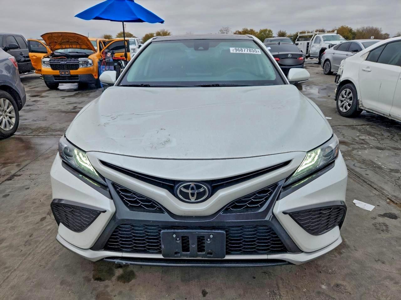 TOYOTA CAMRY XSE 2021