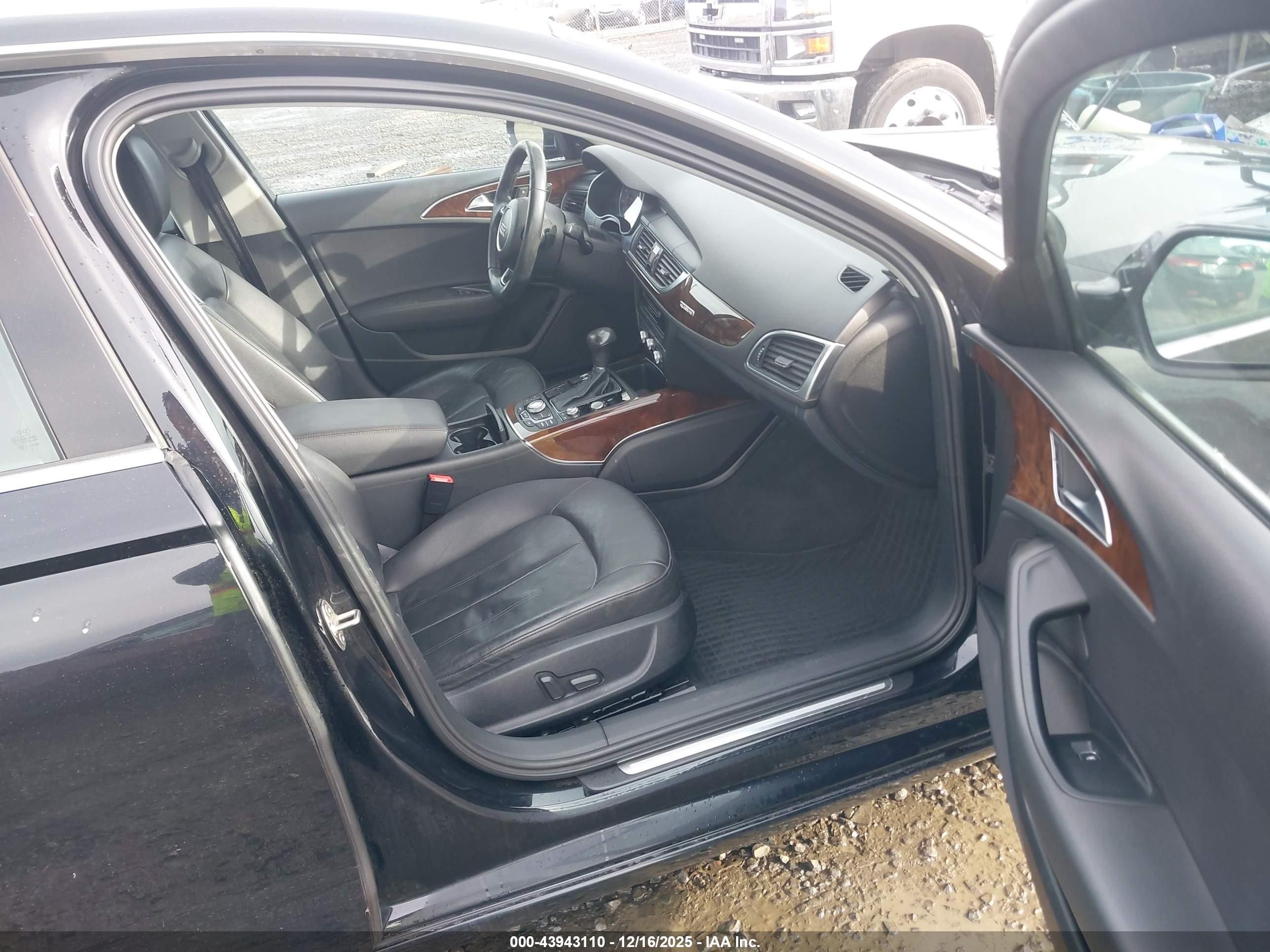 AUDI A6 2.0T PREMIUM 2015