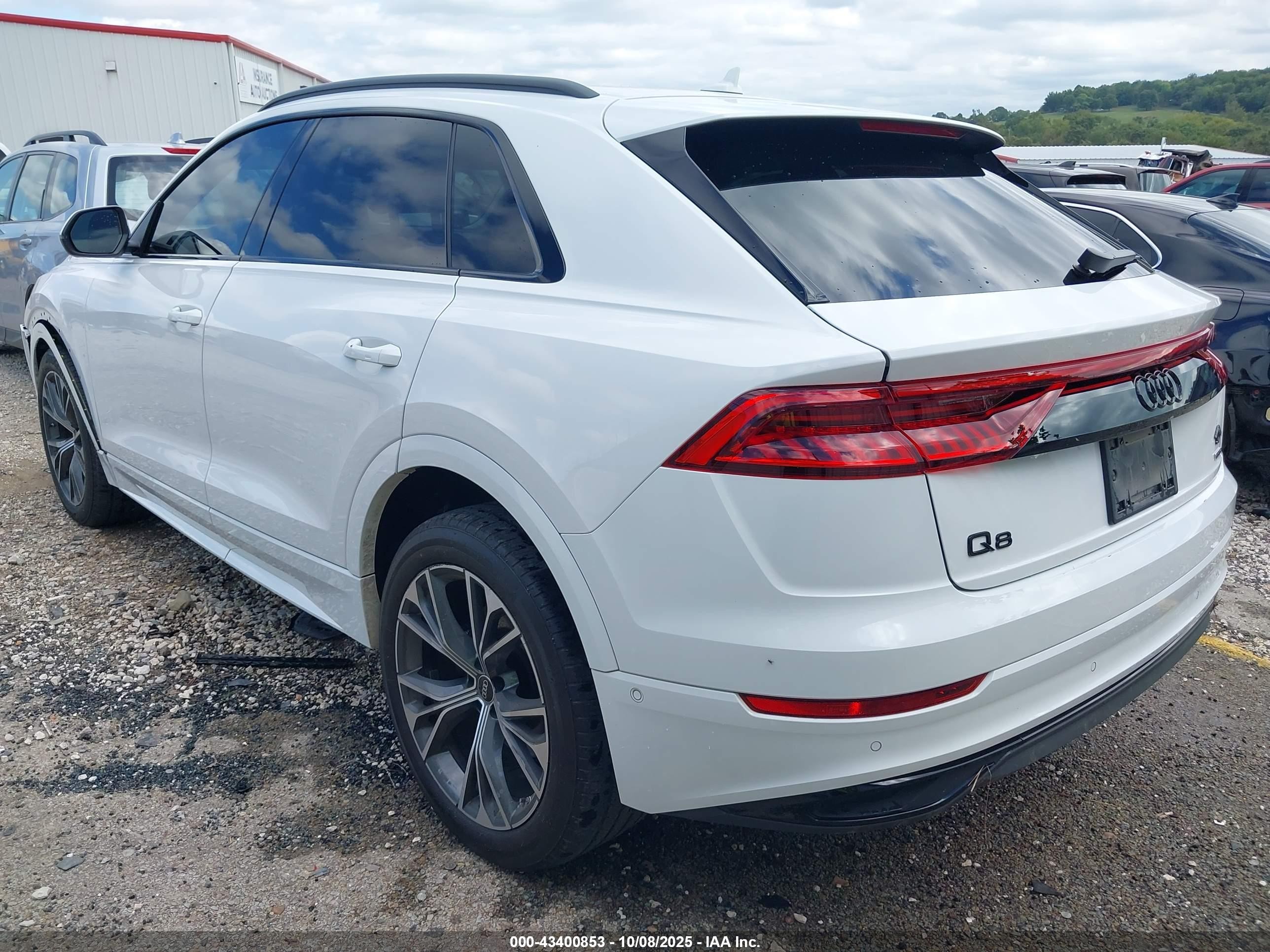 AUDI Q8 PREMIUM 55 TFSI QUATTRO TIPTRONIC 2022
