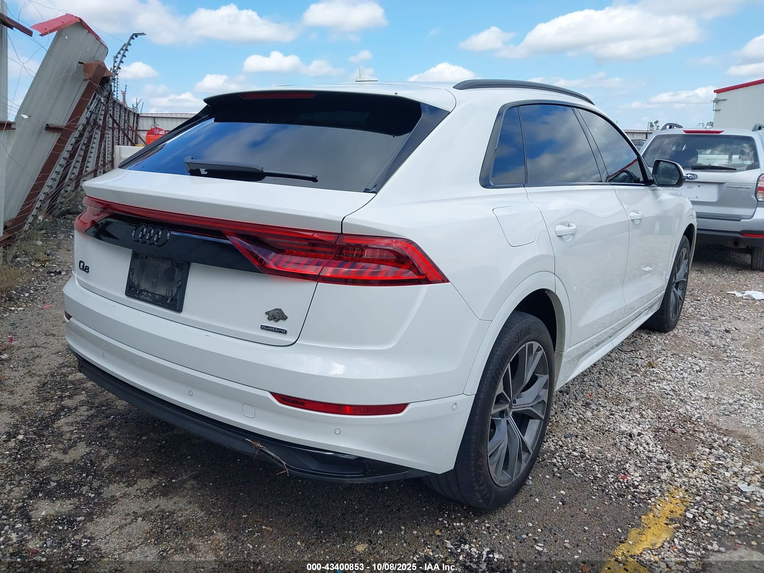AUDI Q8 PREMIUM 55 TFSI QUATTRO TIPTRONIC 2022