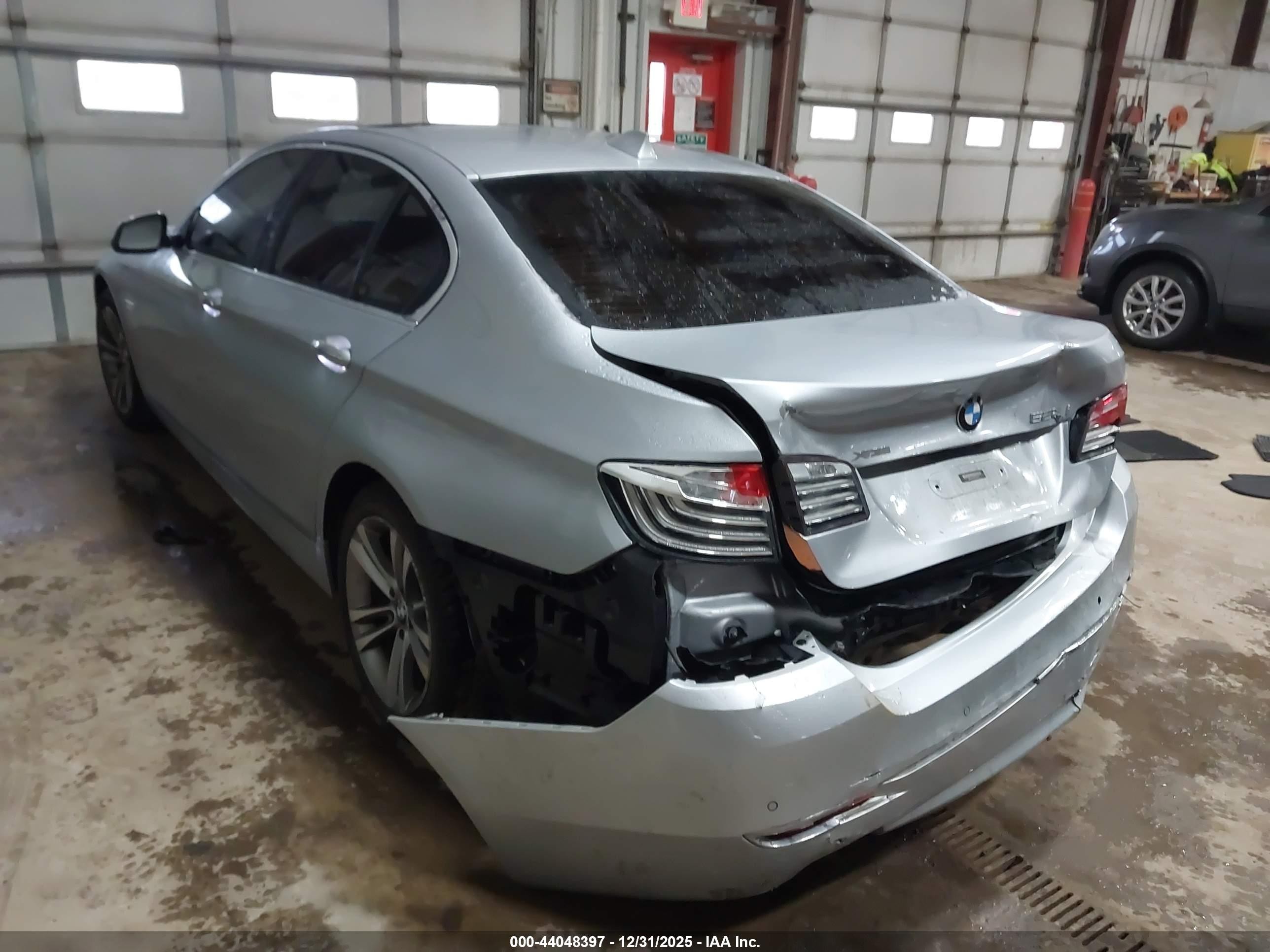 BMW 528I XDRIVE 2016