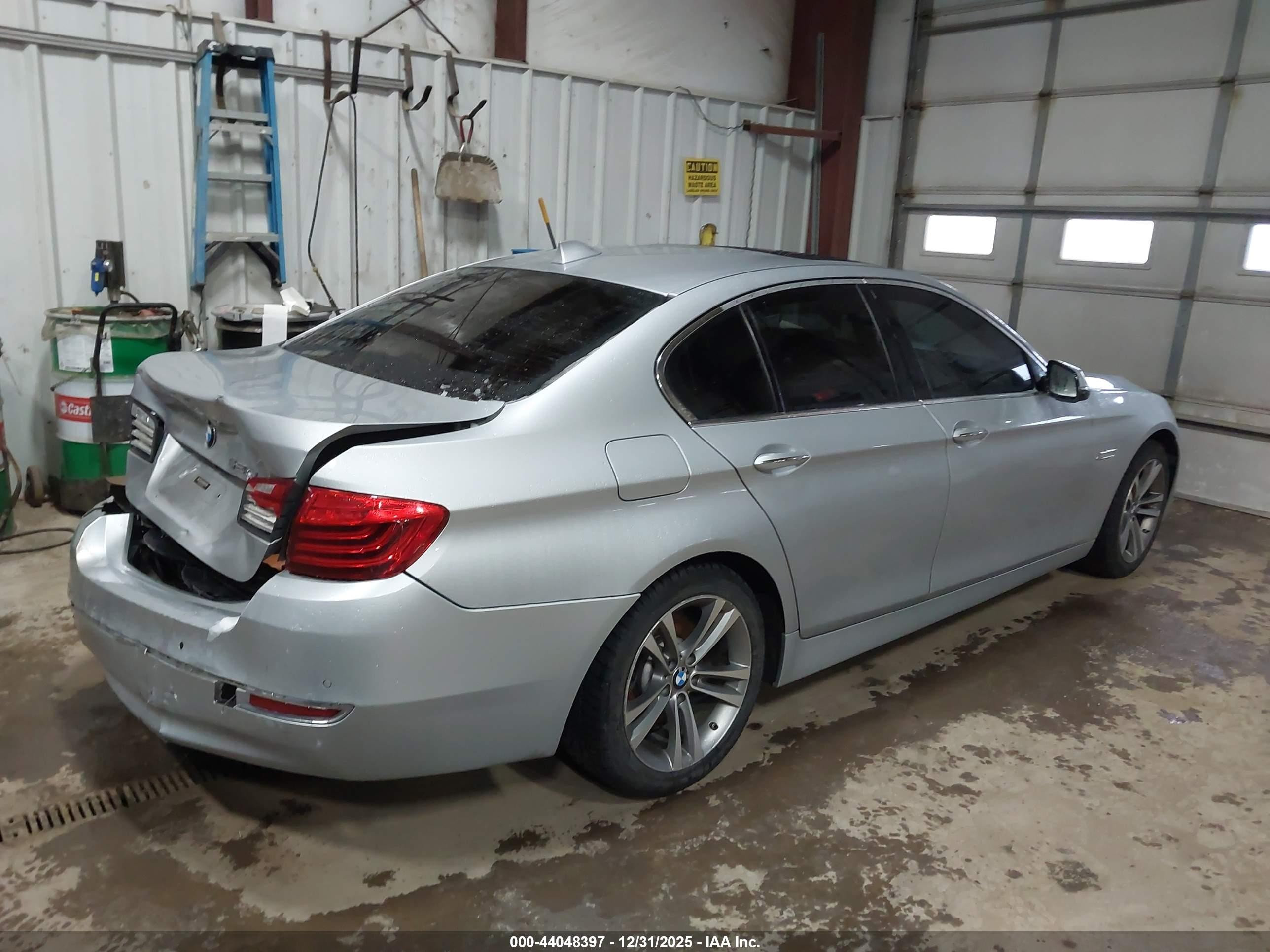 BMW 528I XDRIVE 2016