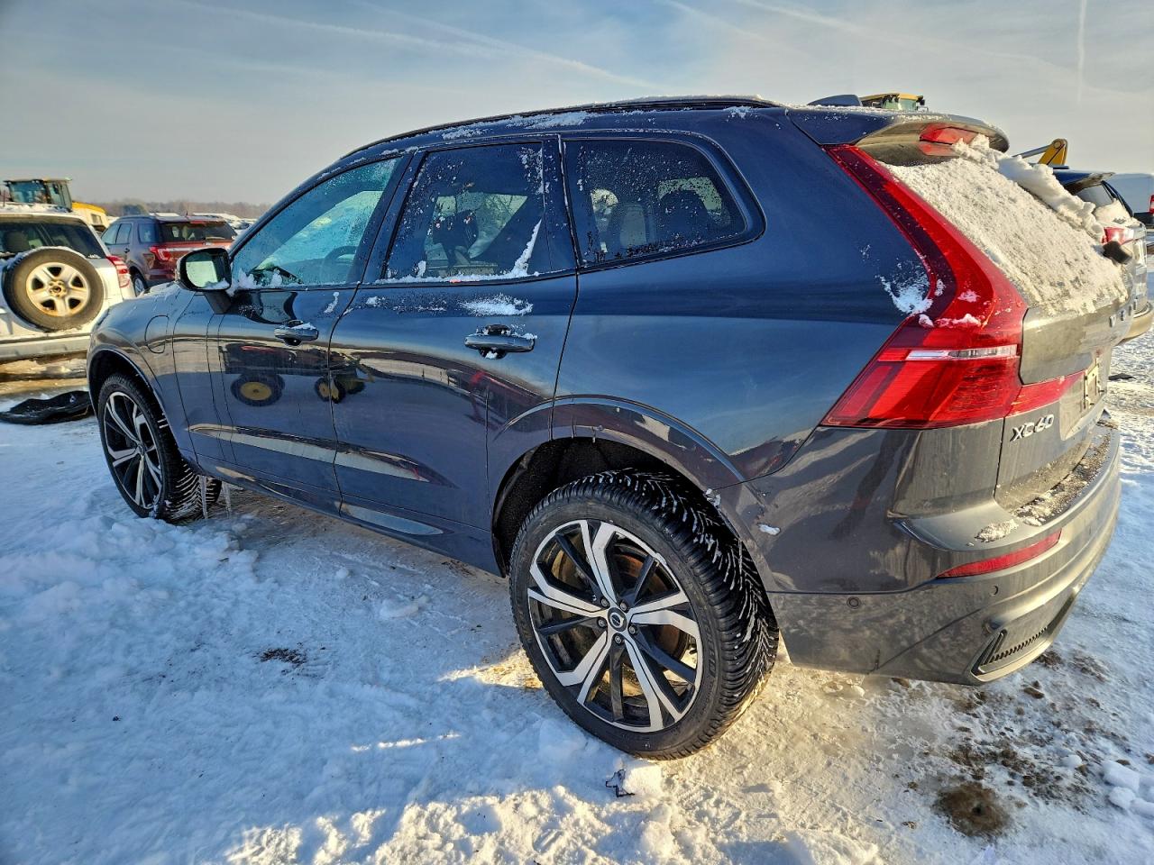 VOLVO XC60 T8 RECHARGE R-DESIGN 2022