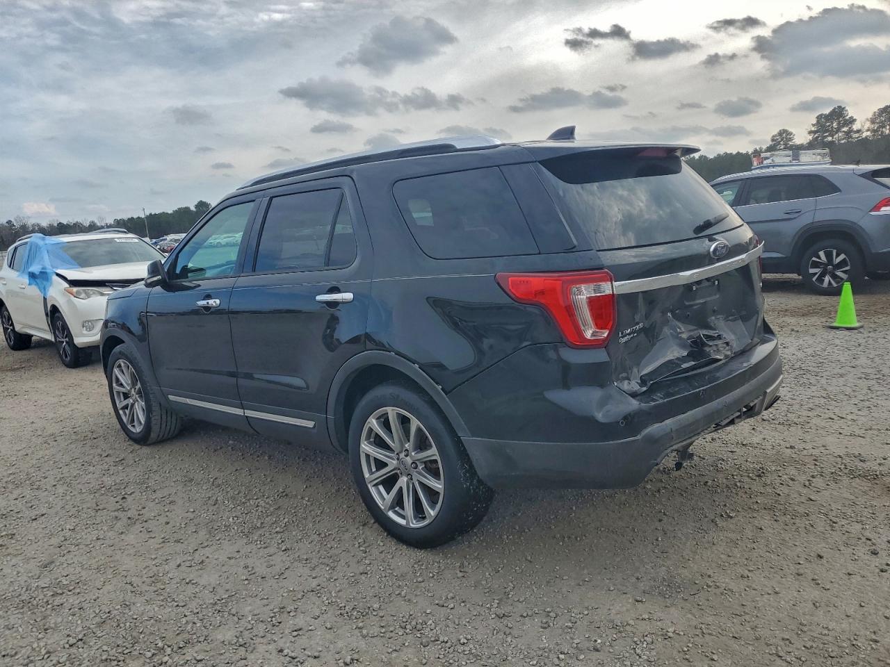 FORD EXPLORER LIMITED 2016