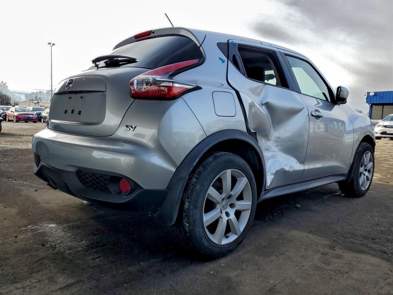 NISSAN JUKE S 2015