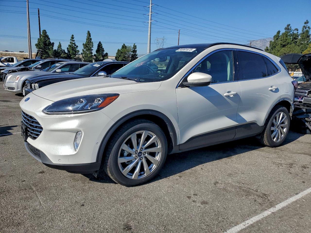 FORD ESCAPE TITANIUM 2021