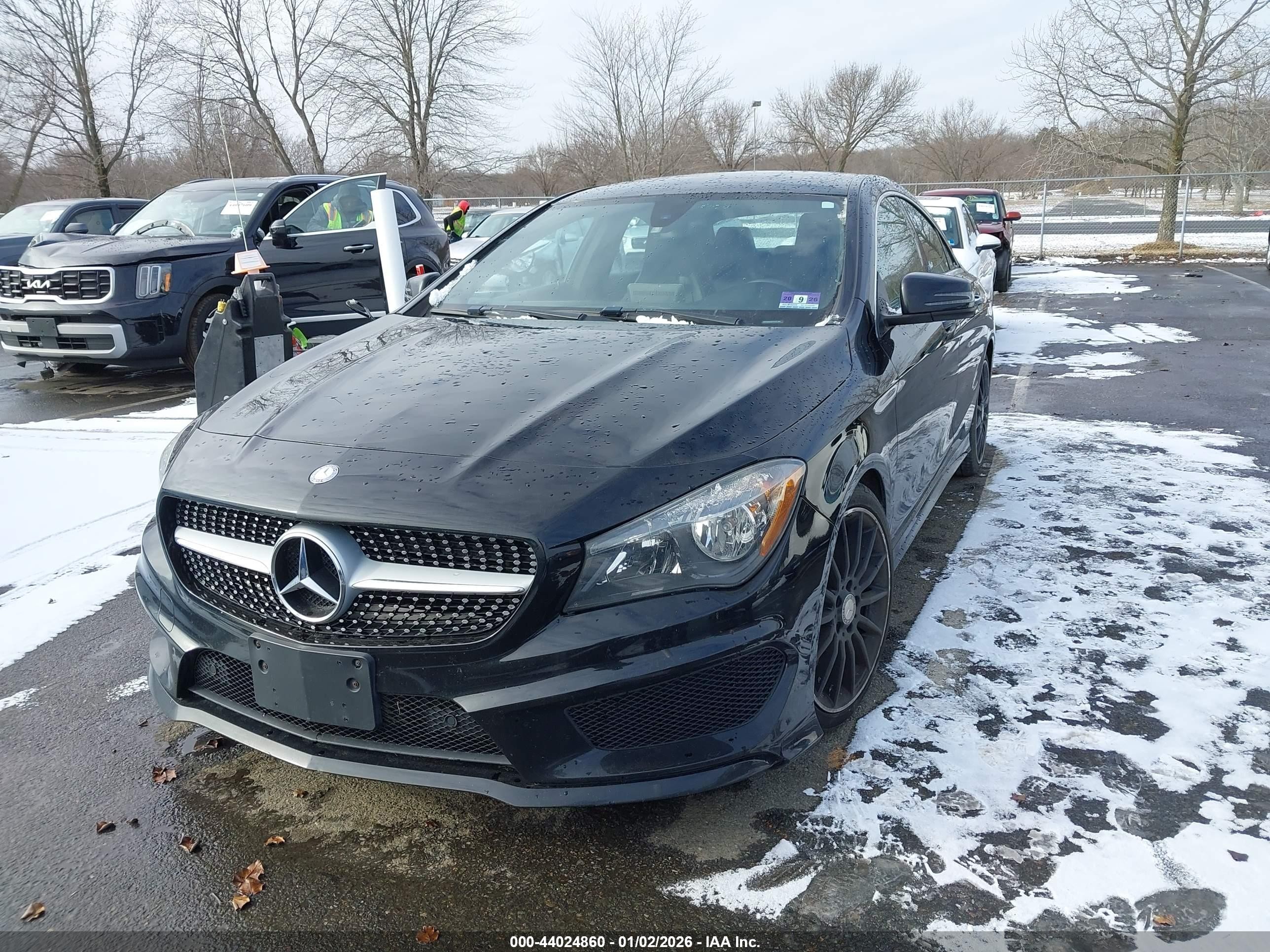 MERCEDES-BENZ CLA 250 4MATIC 2015